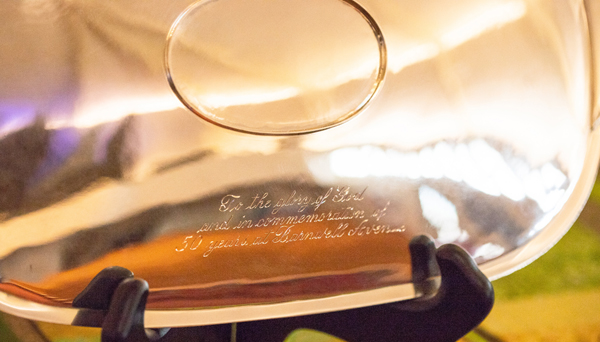 silver tray hand engraving commemoration  